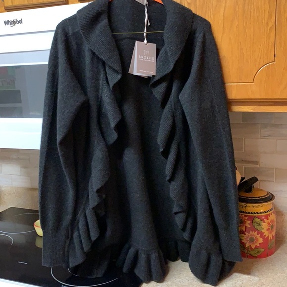 NWT Brodie Cashmere Ruffle cardigan